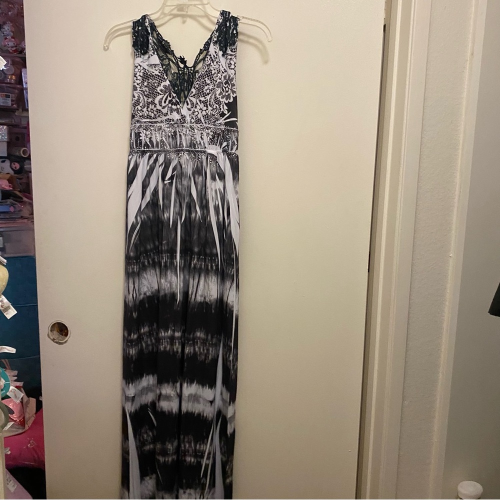 O La La Womens Tank Maxi Dress S Small 34” Black & White Print Jeweled Boho